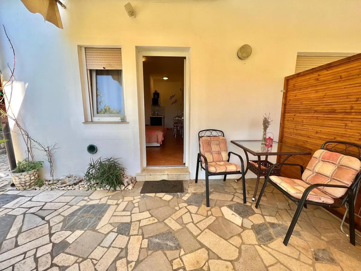 Apartmani Zeleni Raj Dramalj Apartment