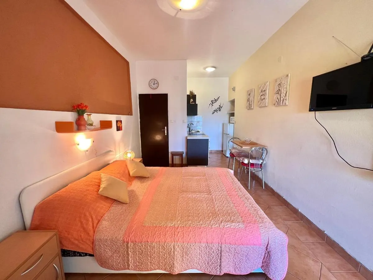 Apartmani Zeleni Raj Dramalj