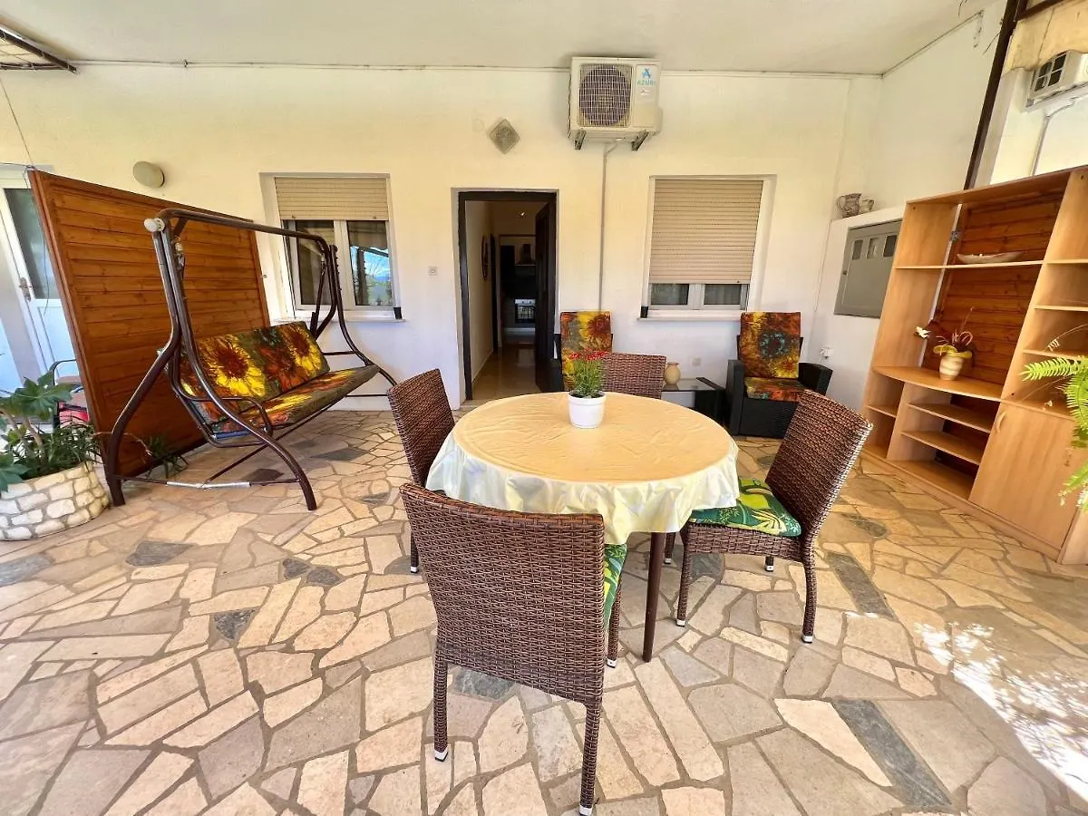 Apartment Apartmani Zeleni Raj Dramalj