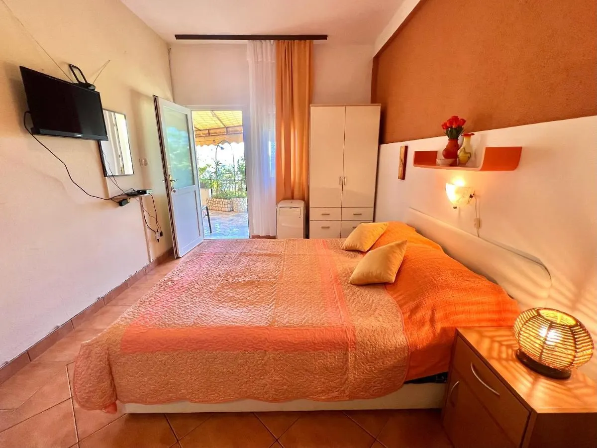 Apartmani Zeleni Raj Dramalj 0*,