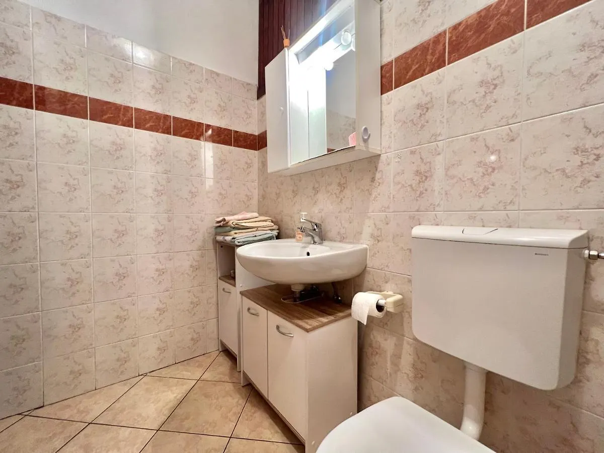 Apartmani Zeleni Raj Dramalj Apartment