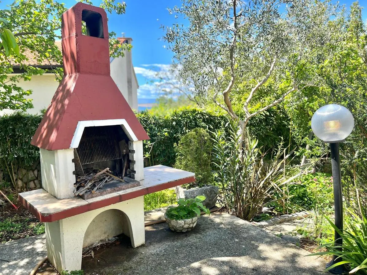 Apartmani Zeleni Raj Dramalj 0*,  Croatia