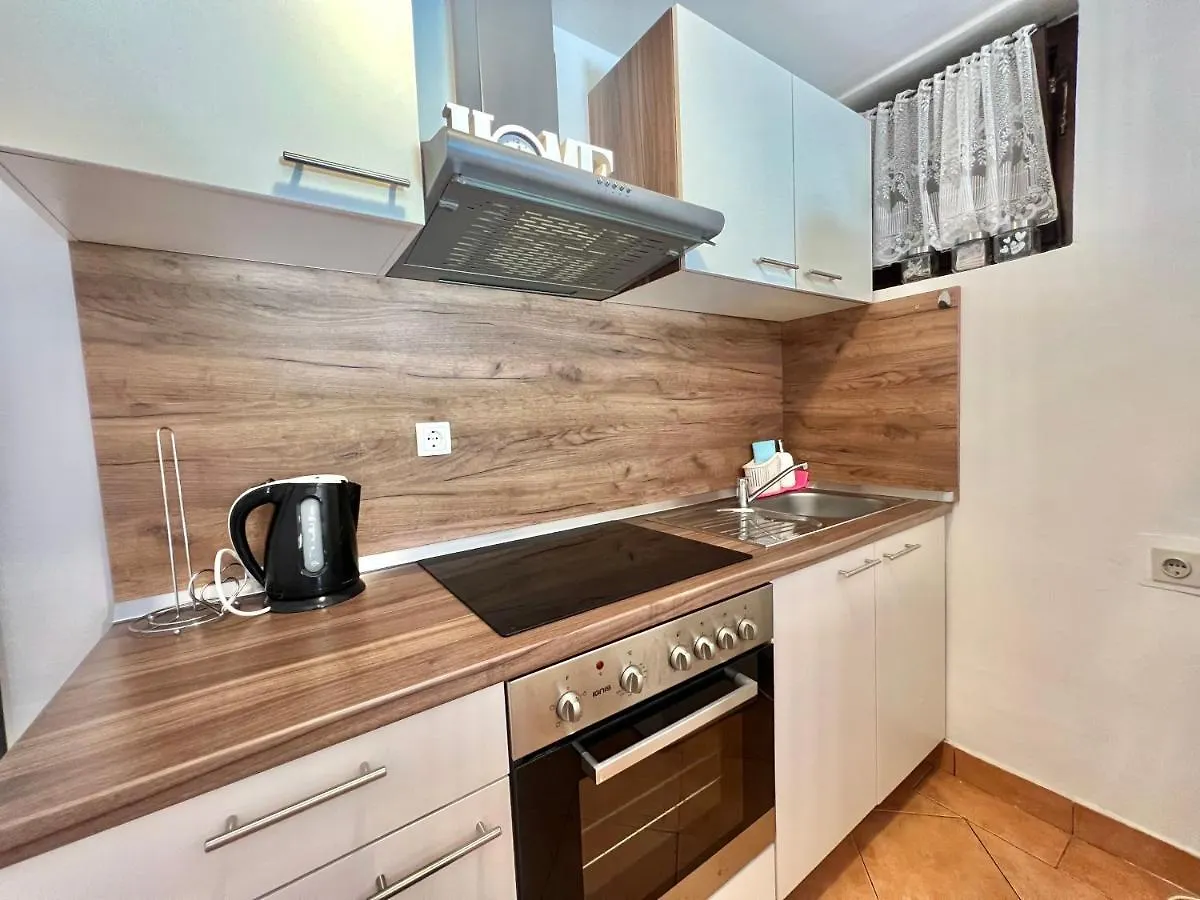 Apartmani Zeleni Raj Dramalj Apartment
